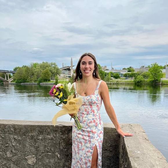 Meet your Posher, Emma - Picture 1 of 1